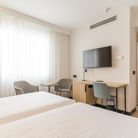 Hotel Blanca De Navarra بنبلونة المظهر الخارجي الصورة