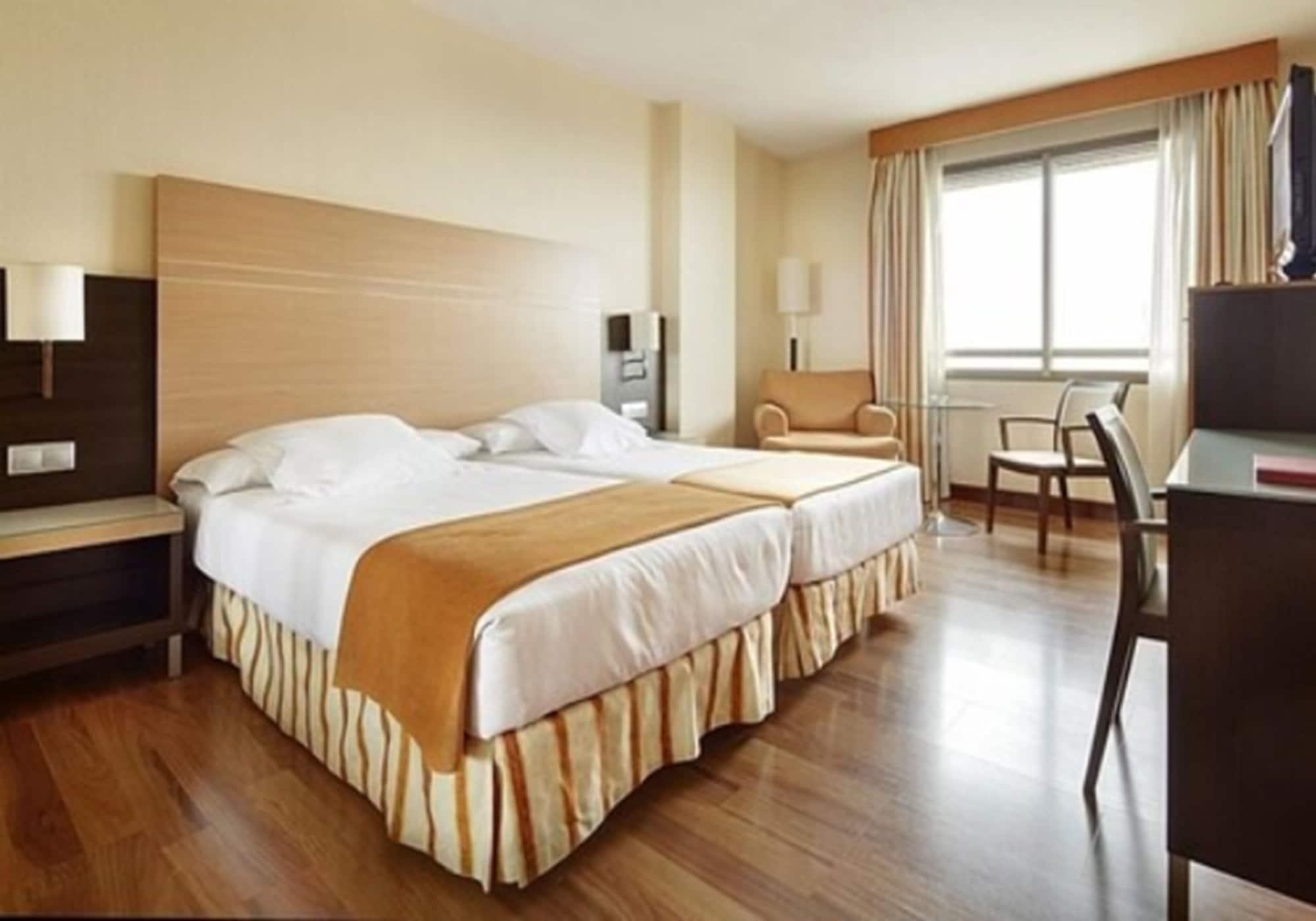 Hotel Blanca De Navarra بنبلونة الغرفة الصورة